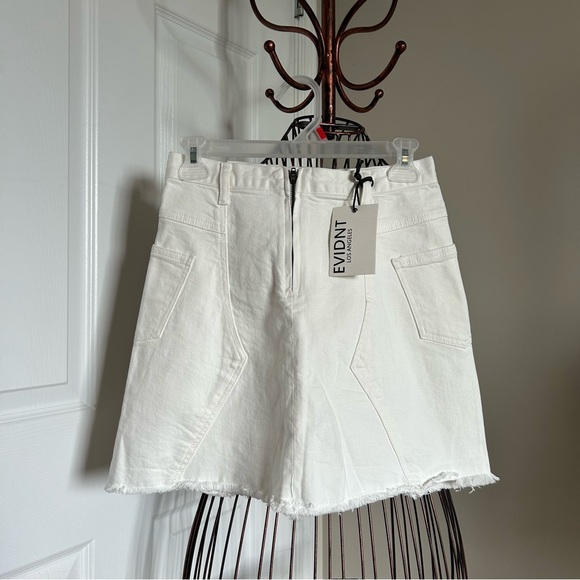 ⭐️ NWT EVIDNT x Anthropologie Mini Distressed Denim Skirt ⭐️ - Picture 3 of 10